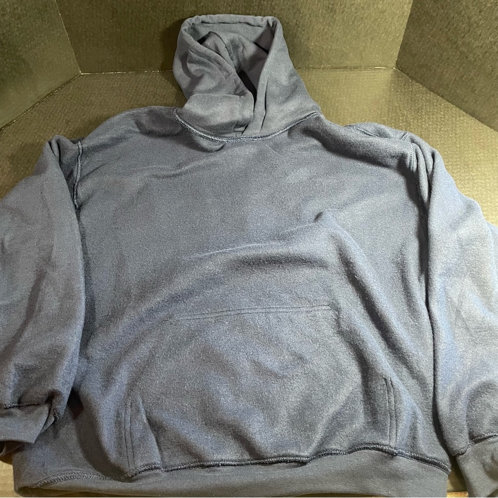 Garth Brooks Stadium Tour Hoodie Mens/Unisex Large Brand new never worn - Picture 3 of 8